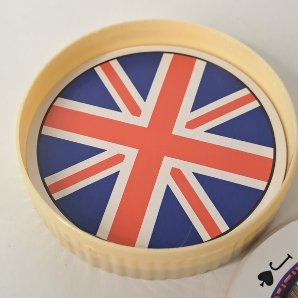 United Kingdom Union Jack Round Playing Cards Deck In Box Vintage. - Picture 2 of 6